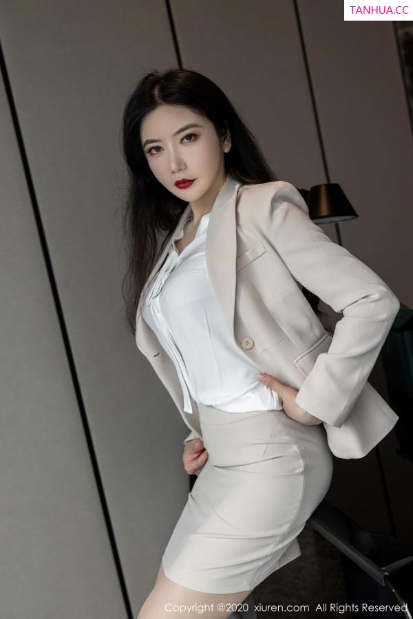 许飞 许飞 [XiuRen]高清写真图 2020.11.04 No.2736 心妍小公主第35张图片